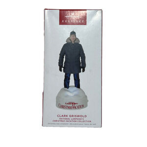 2022 Hallmark CLARK GRISWOLD Storytellers Christmas Vacation Ornament